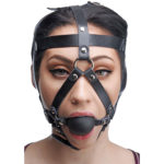 Trap your lover in the confines of this secure and attractive head harness, perfect for topping off your bondage scene.