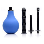 Take your pick between three nozzles with this versatile enema set!