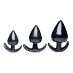 You have drawn the 3 of spades, which delivers a triad of anal pleasure opportunities.