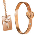 This gorgeous tungsten steel set is perfect for couples who want to show off their Dominant and submissive relationship subtly and with style!